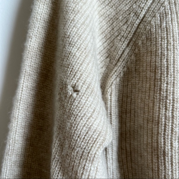 BRANDY MELVILLE Knit Sweater - Picture 4 of 6